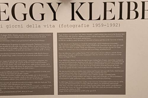 Bio in italian and english about Peggy Kleiber